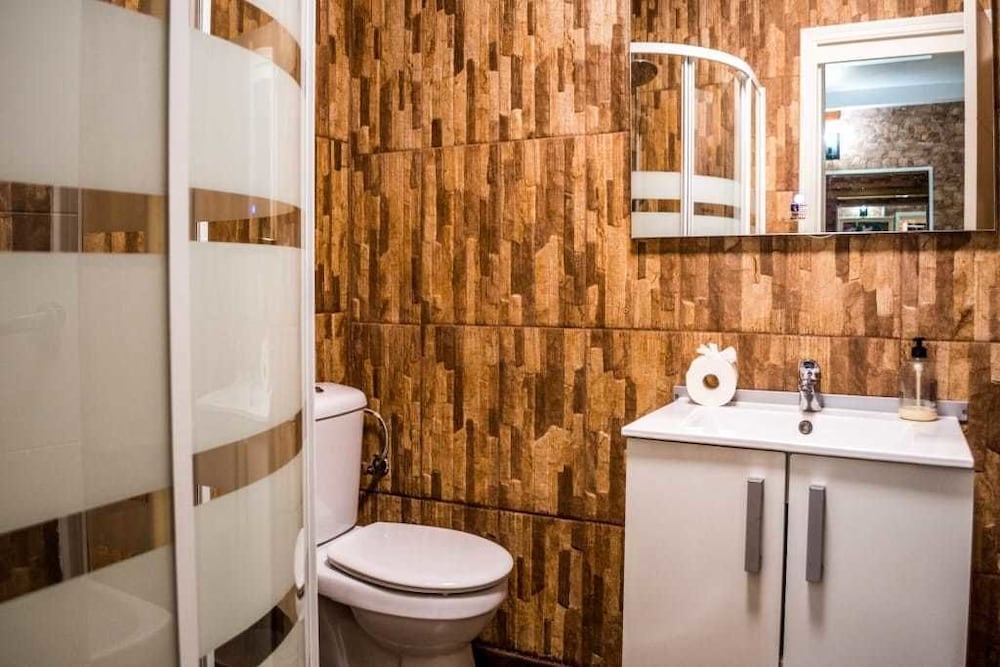 Habitación doble, baño compartido del hotel Poseidón. Foto 5