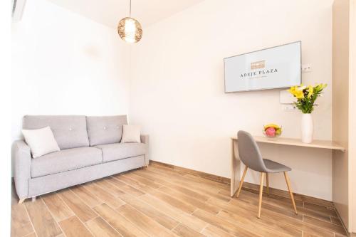 Habitación Doble con balcón del hotel Suncanarias Adeje Plaza. Foto 3