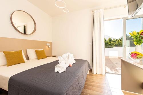 Junior Suite del hotel Suncanarias Adeje Plaza. Foto 5