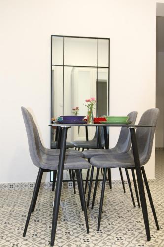 Suite Deluxe con cama extragrande del hotel CASA VERDE. Foto 2