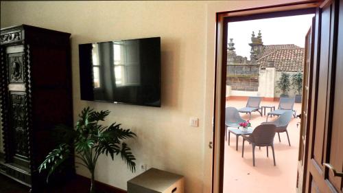 Suite con terraza del hotel Nava Suites. Foto 2