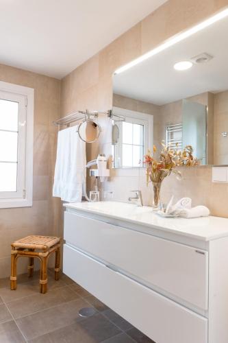 Habitación Doble Deluxe del hotel Boutique San Diego - Adults Only. Foto 3