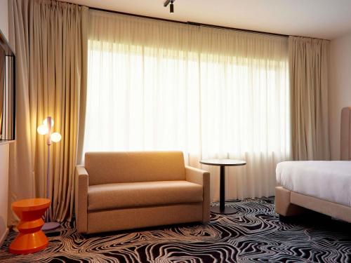 Suite Junior - Lado de la montaña del hotel Tribe Milano Malpensa. Foto 1