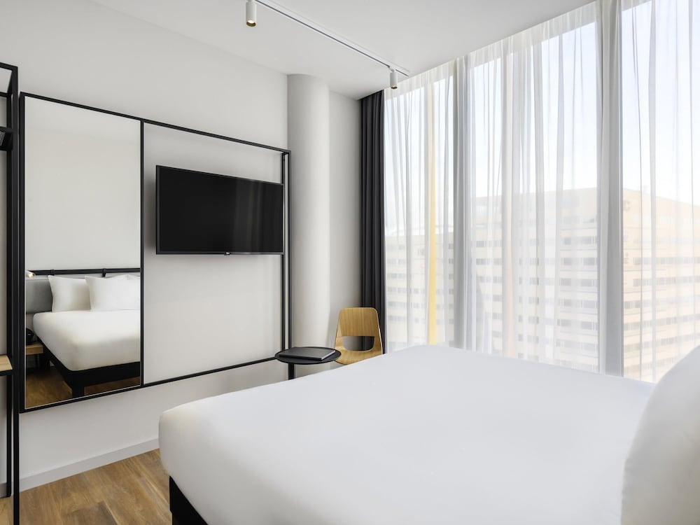 Habitación Estándar con 1 cama doble del hotel ibis Budapest Stadium (Opening Q3 2023). Foto 1