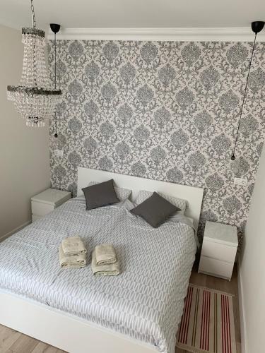 Habitación con cama grande del hotel Gran Canaria. Foto 1