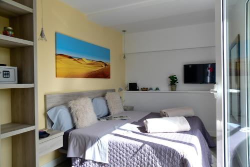 Suite con terraza del hotel La Palmera Hotel Boutique. Foto 2