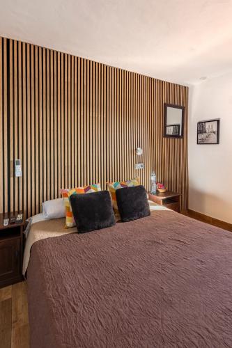 Deluxe Double or Twin Room with Balcony del hotel Valtisya House Pool and Airport. Foto 10