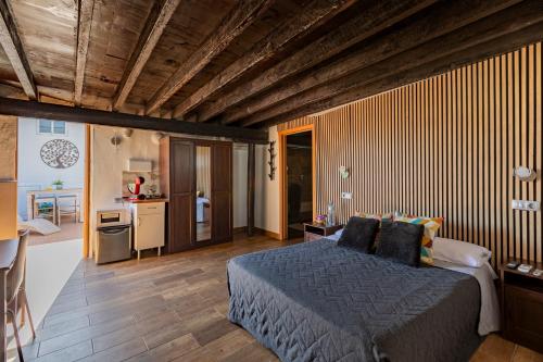 Double or Twin Room with Private Bathroom del hotel Valtisya House Pool and Airport