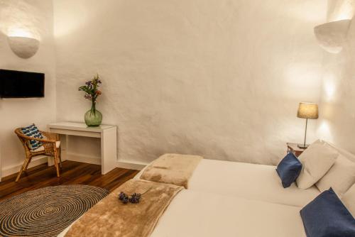 Habitación Doble Superior - 2 camas del hotel Los Lirios Hotel Rural. Foto 3