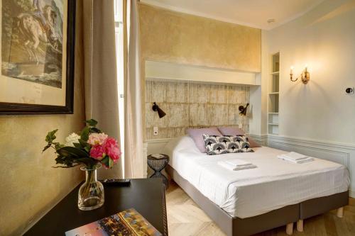 Apartamento Estudio con vistas a la ciudad - 44 del hotel Du Louvre - St-Honoré. Foto 1