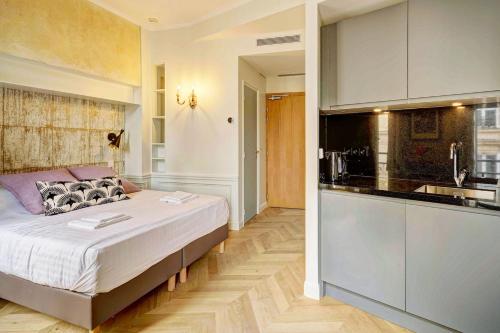 Apartamento Estudio con vistas a la ciudad - 44 del hotel Du Louvre - St-Honoré. Foto 4