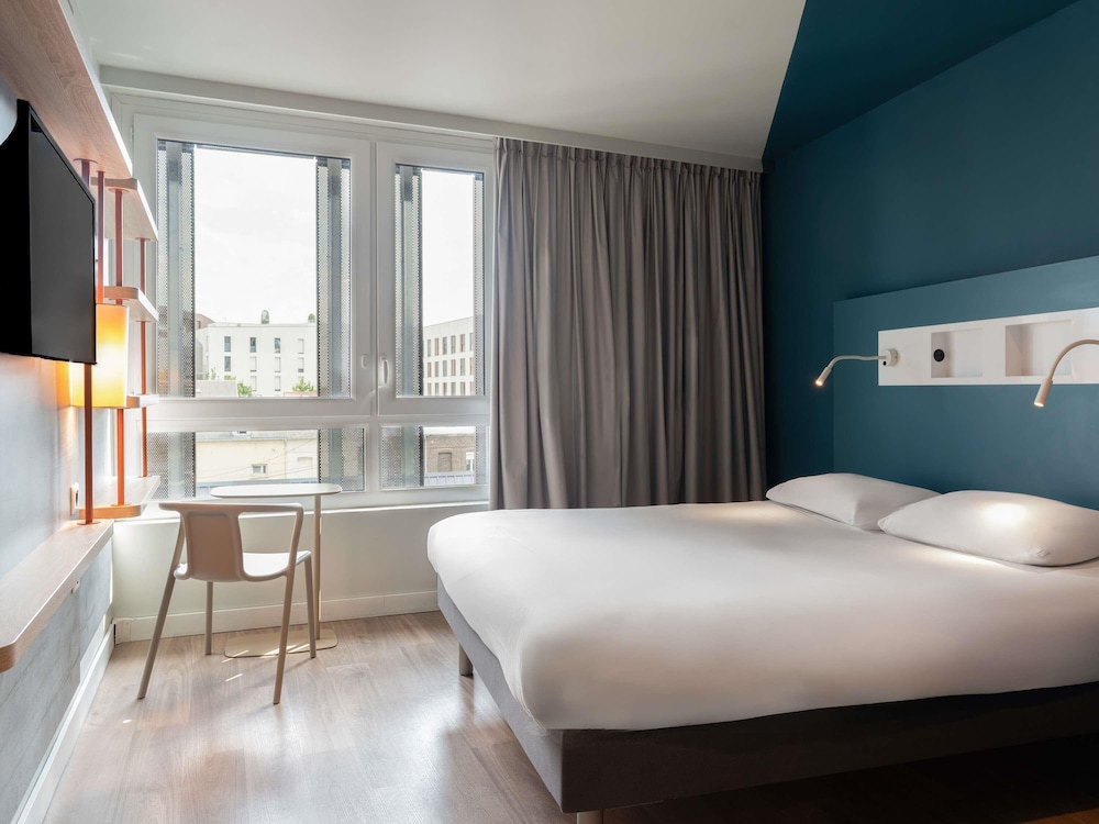 Habitación Estándar con 1 cama doble del hotel ibis budget Rouen Centre Rive Gauche. Foto 2