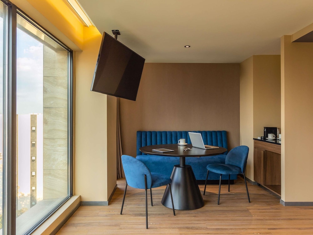 Suite ejecutiva, 1 cama kingsize, 53 metros cuadrados, 570 pies cuadrados del hotel Novotel México City Centro Histórico