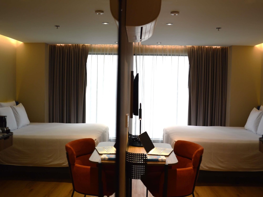Habitación Estándar, 1 cama queen, 20 metros cuadrados, 215 pies cuadrados del hotel Novotel México City Centro Histórico. Foto 1