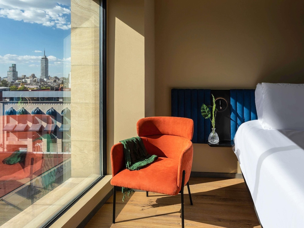 Habitación Ejecutiva, 1 cama king size, 23 metros cuadrados, 247 pies cuadrados del hotel Novotel México City Centro Histórico. Foto 2