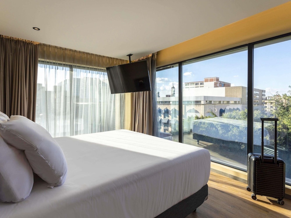 Habitación Deluxe, 1 cama king size, 21 metros cuadrados, 226 pies cuadrados del hotel Novotel México City Centro Histórico