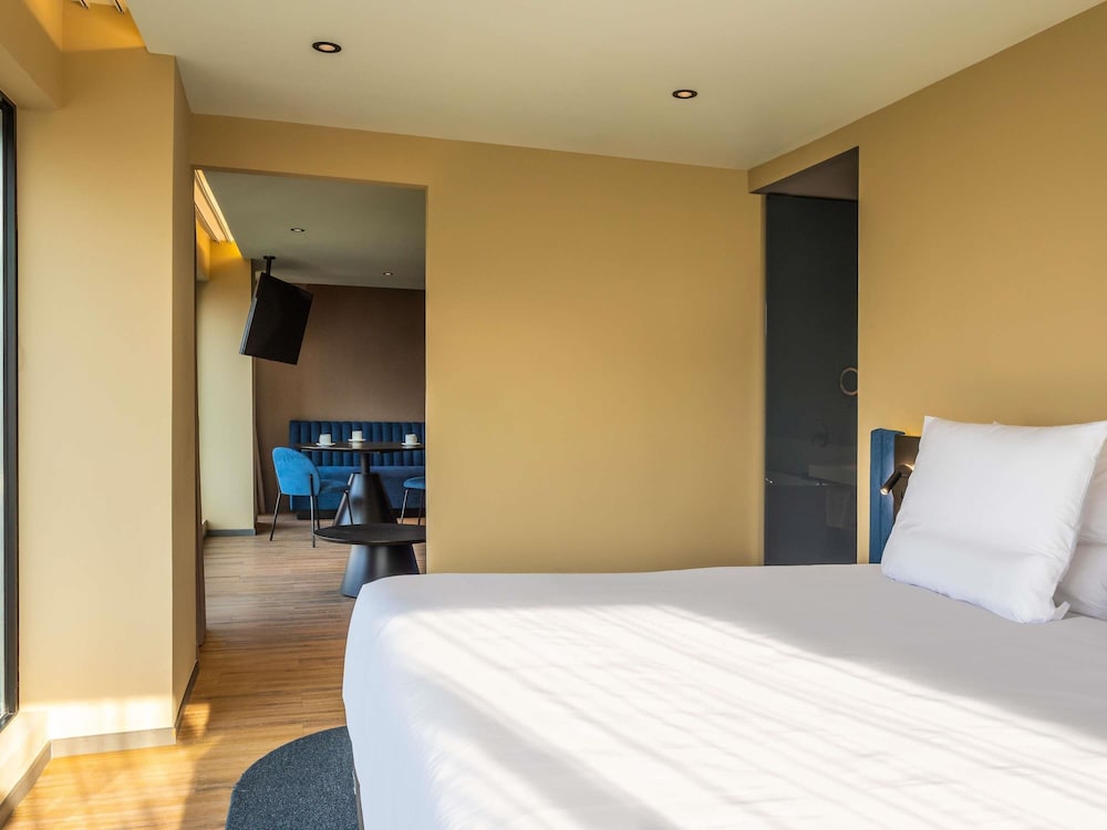 Suite ejecutiva, 1 cama kingsize, 53 metros cuadrados, 570 pies cuadrados del hotel Novotel México City Centro Histórico. Foto 5