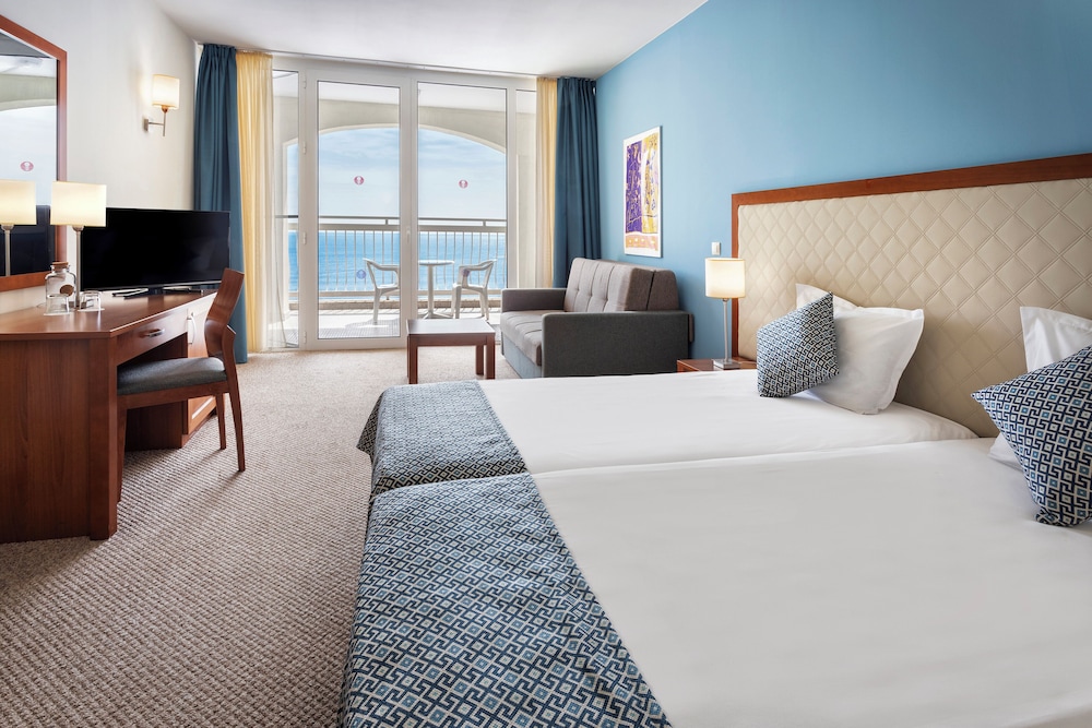 Sol Room Sea View del hotel Sol Luna Bay Resort. Foto 5