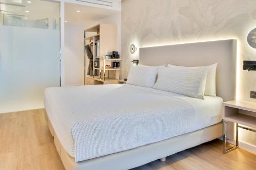 Estudio XL del hotel INNSiDE Tenerife Santa Cruz. Foto 3