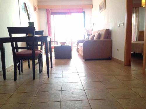 Apartamento con balcón del hotel Chijeré Faro del Inglés. Foto 8