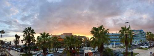Apartment with Terrace and Lateral Sea View del hotel Las Vistas TRG Tenerife Royal Gardens. Foto 28