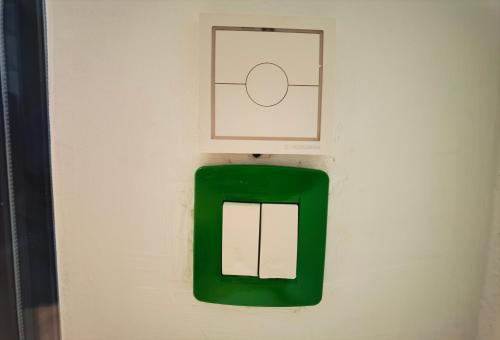 Apartamento Vista Mar Balcón o Terraza 1 habitación 2 Camas individuales 2 sofás camas del hotel Las Vistas TRG Tenerife Royal Gardens. Foto 15