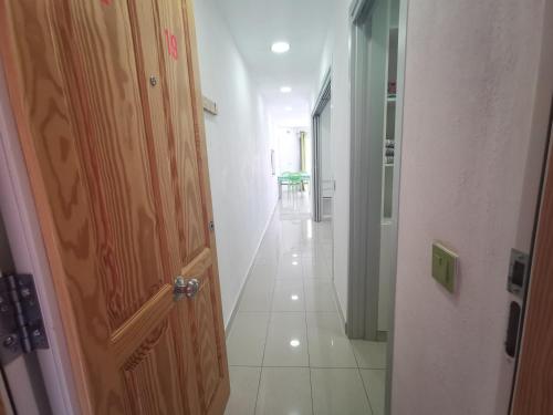 Holiday Home with Terrace and Lateral Sea View del hotel Las Vistas TRG Tenerife Royal Gardens. Foto 13