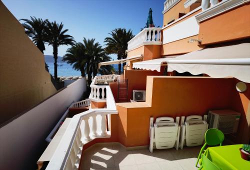 Holiday Home with Terrace and Lateral Sea View del hotel Las Vistas TRG Tenerife Royal Gardens. Foto 10