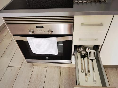 Holiday Home with Terrace and Lateral Sea View del hotel Las Vistas TRG Tenerife Royal Gardens. Foto 23