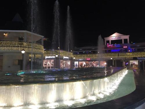 Holiday Home with Terrace and Lateral Sea View del hotel Las Vistas TRG Tenerife Royal Gardens. Foto 11