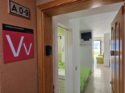 Holiday Home with Terrace and Lateral Sea View del hotel Las Vistas TRG Tenerife Royal Gardens. Foto 4