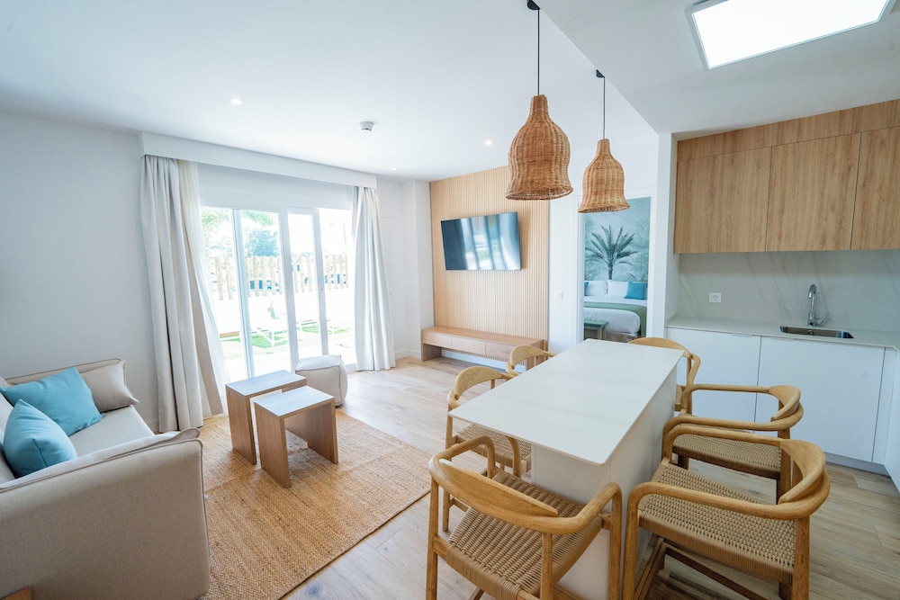Apartamento Confort, 1 habitación, cocina, vistas al jardín del hotel Punta Candor Suites