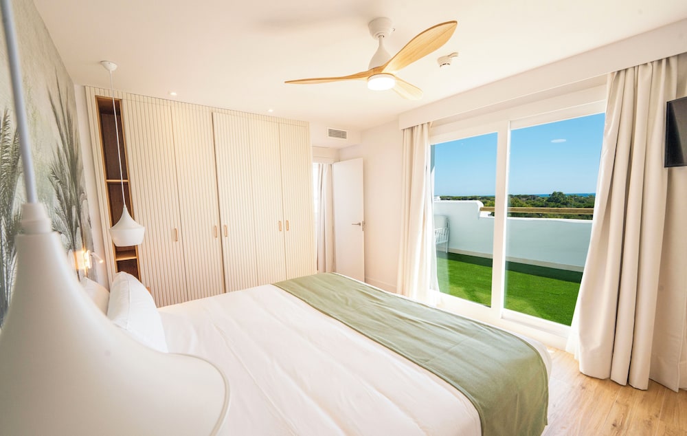 Apartamento Confort, 1 habitación, cocina, vistas al mar del hotel Punta Candor Suites. Foto 3