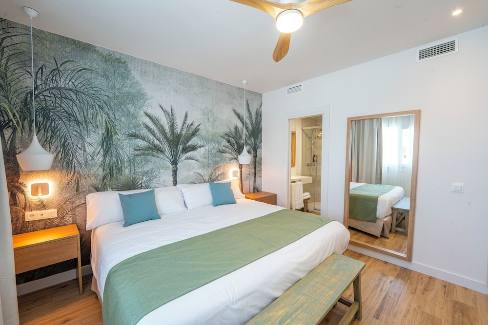 Apartamento Confort, 2 habitaciones, cocina, vistas al mar del hotel Punta Candor Suites. Foto 3