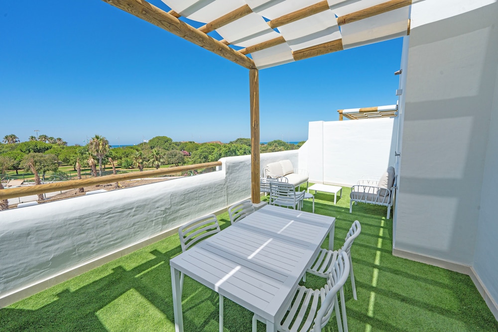 Apartamento Confort, 2 habitaciones, cocina, vistas al mar del hotel Punta Candor Suites. Foto 11