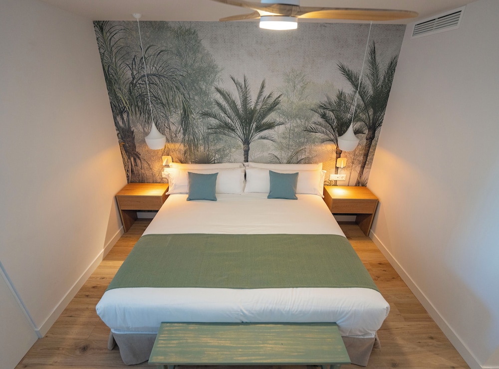 Estudio exclusivo, acceso a la piscina, planta baja del hotel Punta Candor Suites. Foto 7