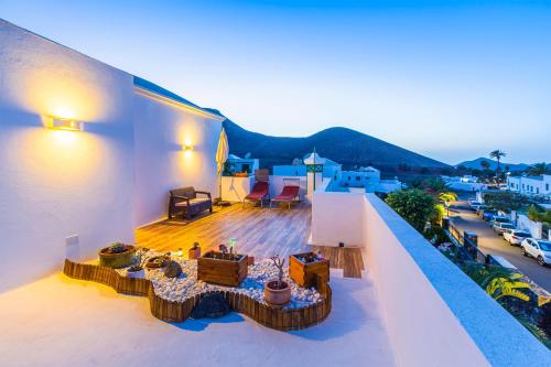 Suite Junior con terraza del hotel Timanfaya Casa Rural. Foto 6