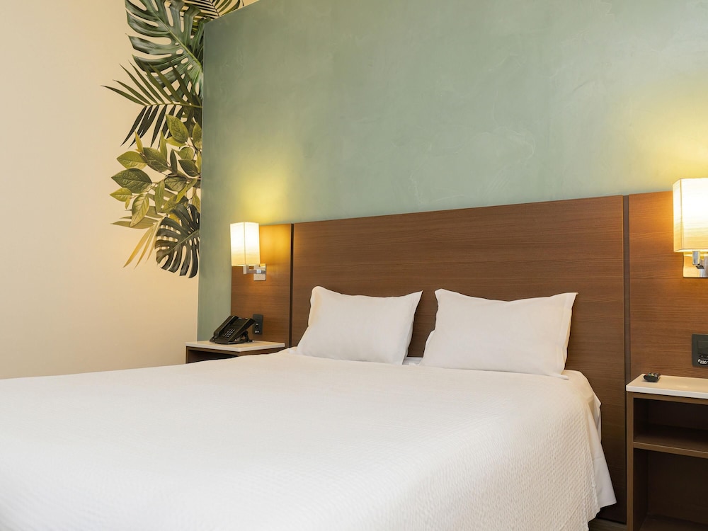 Apartamento estándar, 1 cama doble del hotel ibis Styles Curitiba Aeroporto. Foto 8