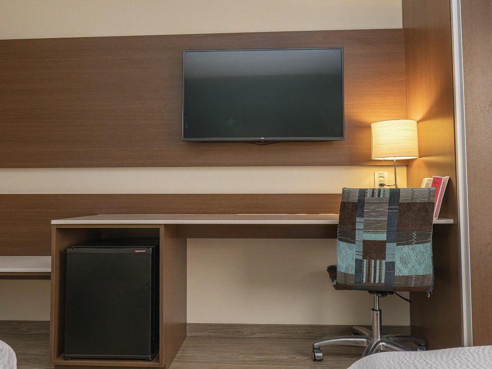 Apartamento estándar, 2 camas individuales del hotel ibis Styles Curitiba Aeroporto. Foto 1