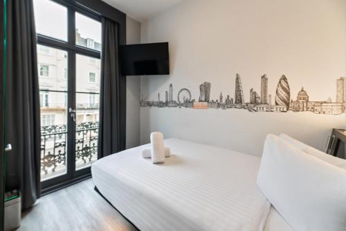 Habitación Doble Estándar del hotel easyHotel Victoria. Foto 7