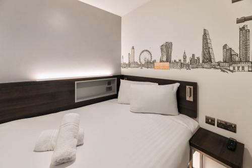 Habitación Familiar del hotel easyHotel Victoria. Foto 8