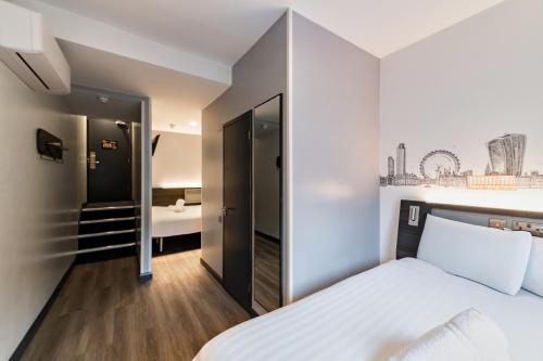 Habitación Familiar del hotel easyHotel Victoria. Foto 10