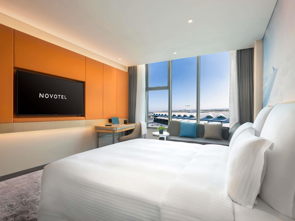 Habitación ejecutiva con 1 cama king size Acceso al salón del hotel Novotel Guangzhou Baiyun Airport