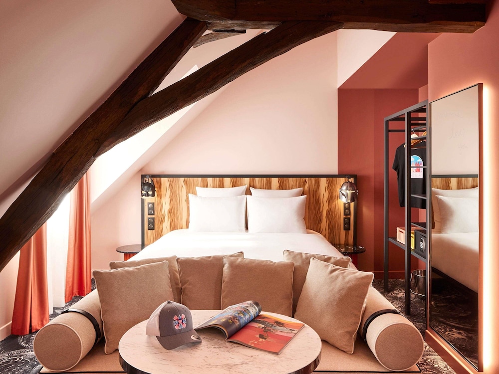 Large Mama del hotel Mama Shelter Rennes. Foto 6