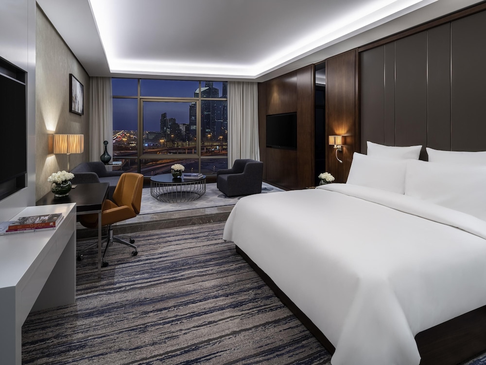 Suite Junior del hotel Mövenpick and Residences Riyadh