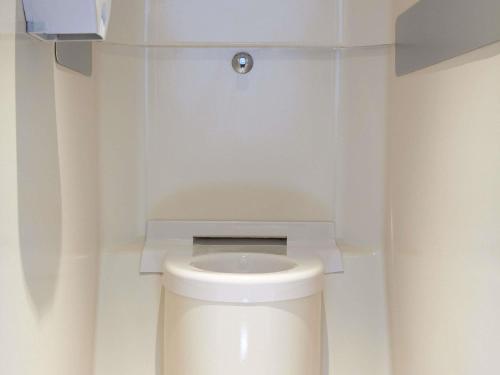 Habitación Side - Car para un máximo de 2 personas. Básicos #ontheroad del hotel hotelF1 Roissy CDG. Foto 8