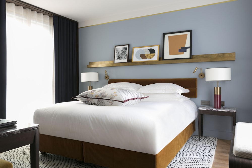 Habitación Deluxe del hotel Les Jardins du Faubourg and Spa by Shiseido. Foto 1