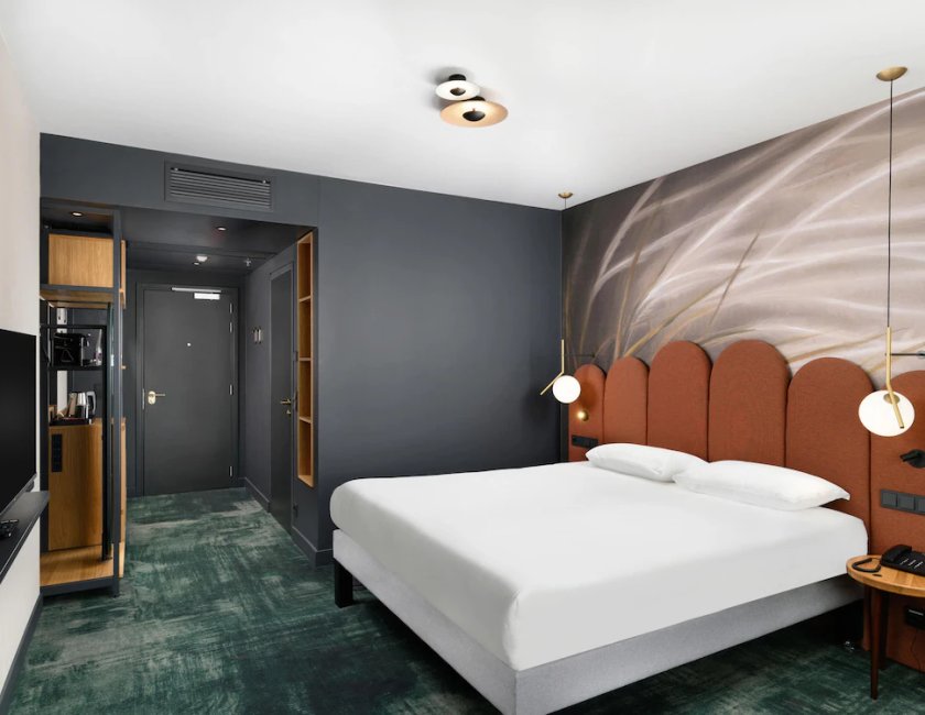 Habitación Classic con cama doble del hotel Mercure Debrecen. Foto 9