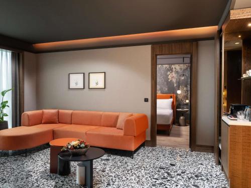 Suite Deluxe del hotel Mövenpick Hotel Istanbul Marmara Sea