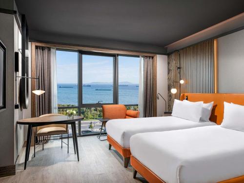 Habitación Doble Superior (2 camas) - vistas mar del hotel Mövenpick Hotel Istanbul Marmara Sea